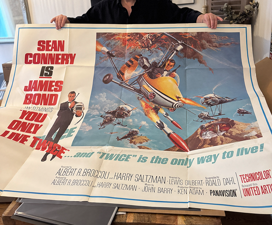 Image: https://vintagemoviepostersforum.com/uploads/editor/8k/6evjez0goy0n.png