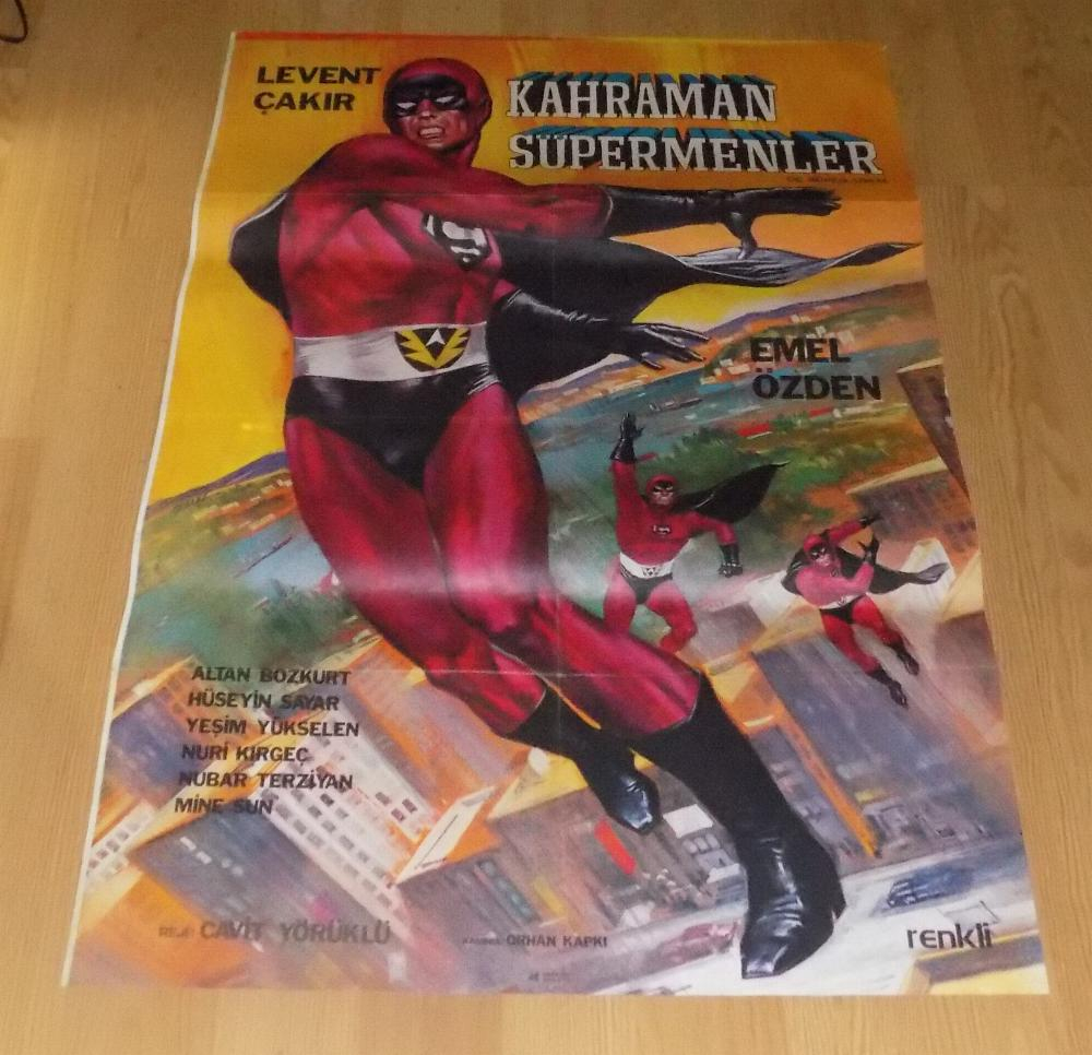 Image: https://vintagemoviepostersforum.com/uploads/editor/in/a9jgm437bb43.jpg