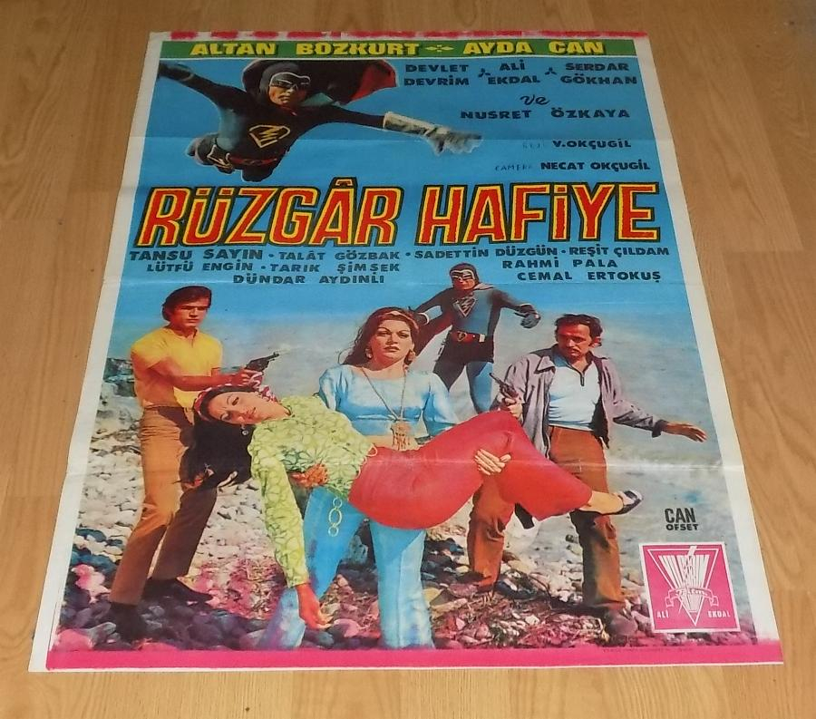 Image: https://vintagemoviepostersforum.com/uploads/editor/pg/n342t90gpbs2.jpg